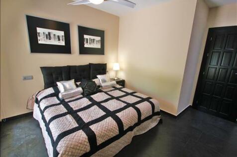 Guest Bedroom 5