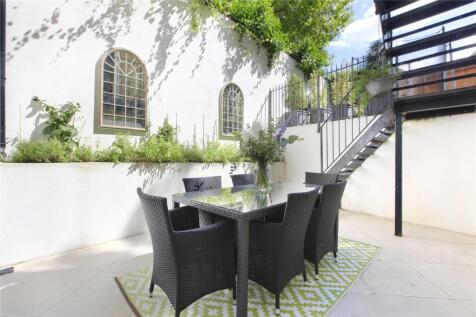 property in Crescent Grove, 
Clapham, SW4