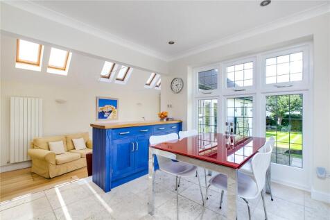 Breakfast Room