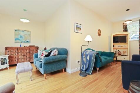 Snug/Seating Areas