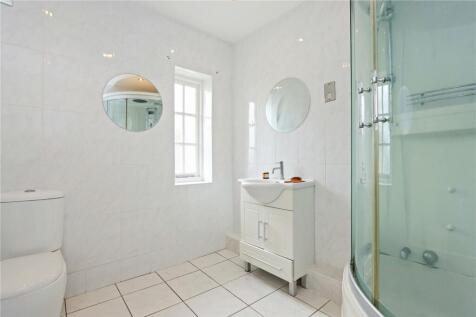 En Suite Shower Room