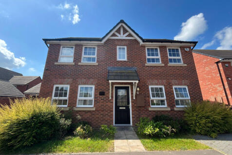 3 Bedroom Detached House on Beauly Place