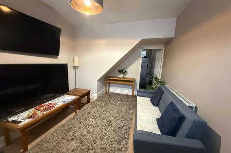 Two Bedroom Terraced House on Denmark Road