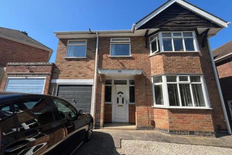 Four Bedroom Detached House On Greengate Lane