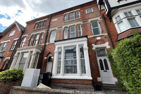 Two Bedroom Flat on Westleigh Road