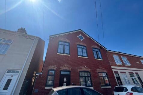 8 Bedroom Flat at The Barracks in Barwell