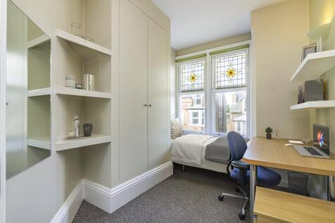 Flat2_8SeelyRoad-bed