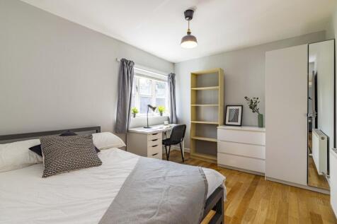 49MiddletonBoulevard