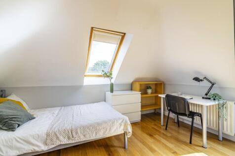 49MiddletonBoulevard