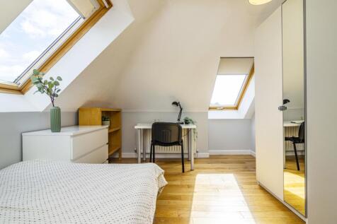 49MiddletonBoulevard