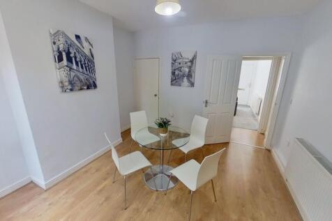 Cloister-Street-Virt