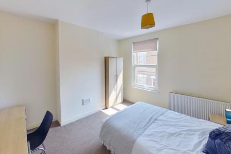 Cloister-Street-Virt