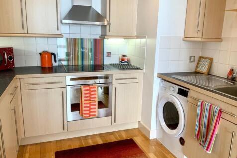 RC-22-KITCHEN-CLOSE-