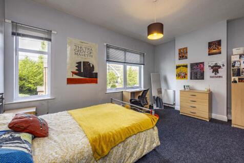 Front First Floor Be