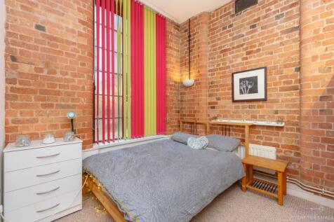 cd8137e7c2904c76e27d