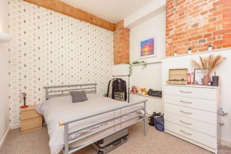 ddbaf4b38ea184e8b83c