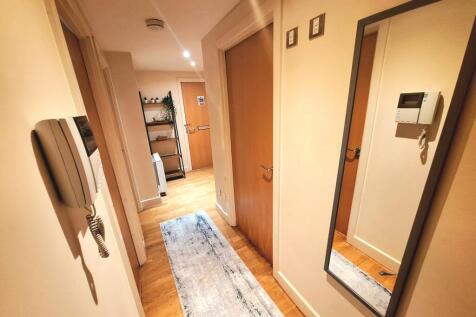 aeae4a22-ff01-4b45-a