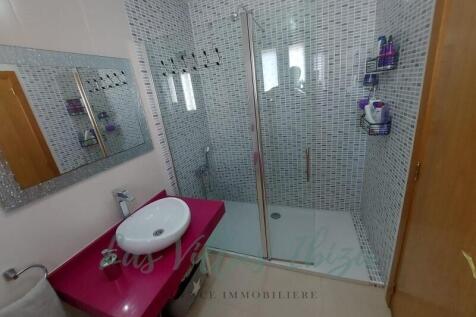 TOWNHOUSE WITH POOL AND TERRACES, San Rafael