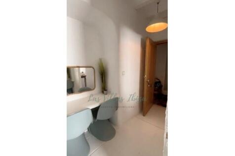 ANNEX TO DUPLEX PENTHOUSE, Dalt Vila