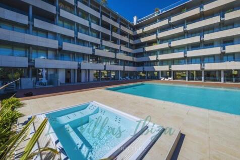 Communal_Pool