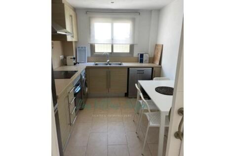 Kitchen_and_Dining