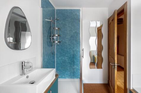 Downstairs Bathroom