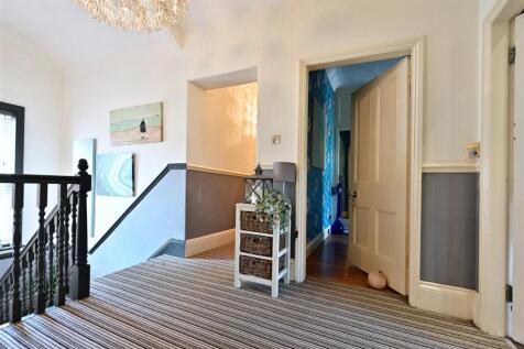First floor landing