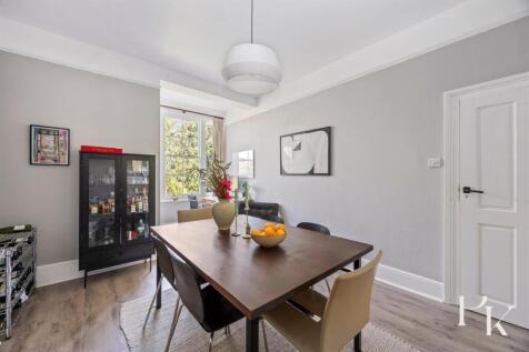 Dining Room/Bedroom