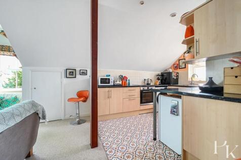 Living Room/Kitchen