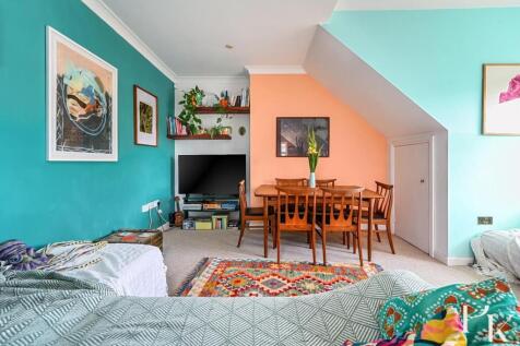Living Room/Kitchen