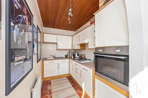 Albert Road, 20, Flat 3-004.JPG