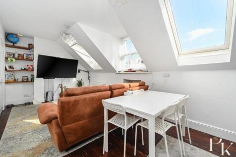 13e, Powis Road (1).jpg