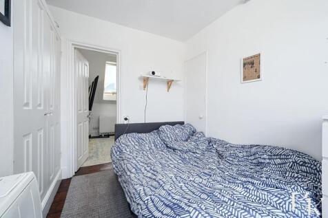 13e, Powis Road (9).jpg