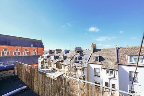 13e, Powis Road (11).jpg