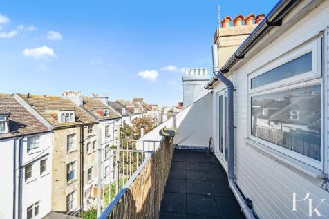 13e, Powis Road (12).jpg