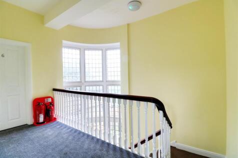 communal landing.jpg