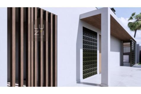 Amazing 4 bedroom villa with pool and garden, in Funchal, Lagos - Deal Homes