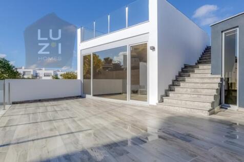 Luxury 4 bedroom villa, recently completed, in Lagos - Deal Homes