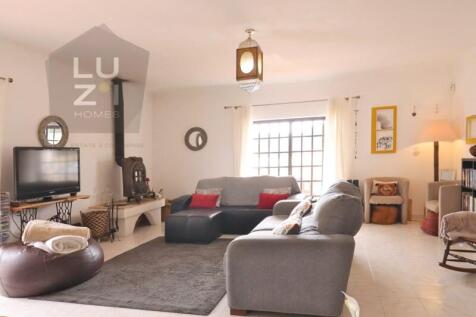 Renovated T6&#43;4 Villa perfect for Local Accommodation, close to Praia da Luz- Deal Homes