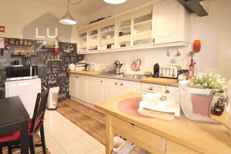 Renovated T6&#43;4 Villa perfect for Local Accommodation, close to Praia da Luz- Deal Homes