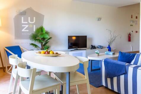 Tourist village on the outskirts of Lagos - Deal Homes