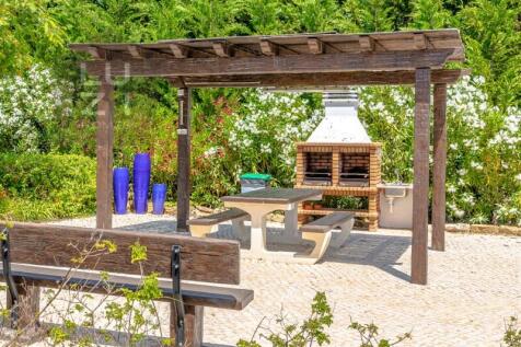 Tourist village on the outskirts of Lagos - Deal Homes