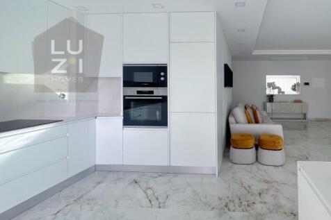 Brand new luxury 4 bedroom flat, Lagos - Deal Homes