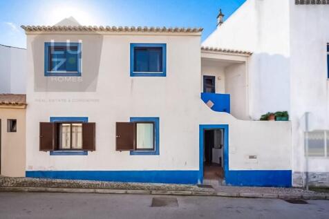 3&#43;1 bedroom semi-detached house with 2 entrances, Vila do Bispo - LUZI HOMES
