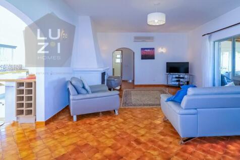 Detached 4&#43;1 Bedroom Villa in Lagos - Luzi Homes