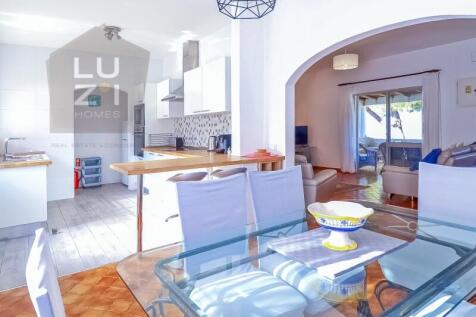 Detached 4&#43;1 Bedroom Villa in Lagos - Luzi Homes
