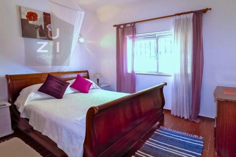 Detached 4&#43;1 Bedroom Villa in Lagos - Luzi Homes