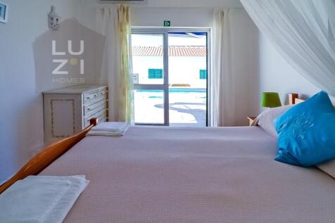 Detached 4&#43;1 Bedroom Villa in Lagos - Luzi Homes