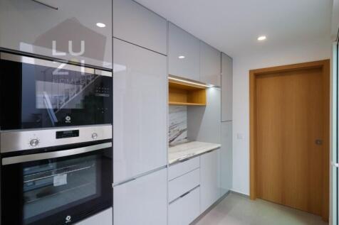 Renovated 3 storey villa with sea views in the old town, Lagos - LUZI HOMES
