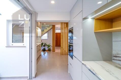 Renovated 3 storey villa with sea views in the old town, Lagos - LUZI HOMES